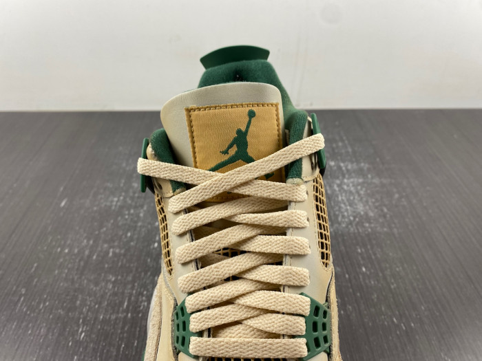 AIR JORDAN 4 RETRO DC7770-106