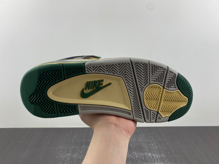 AIR JORDAN 4 RETRO DC7770-106