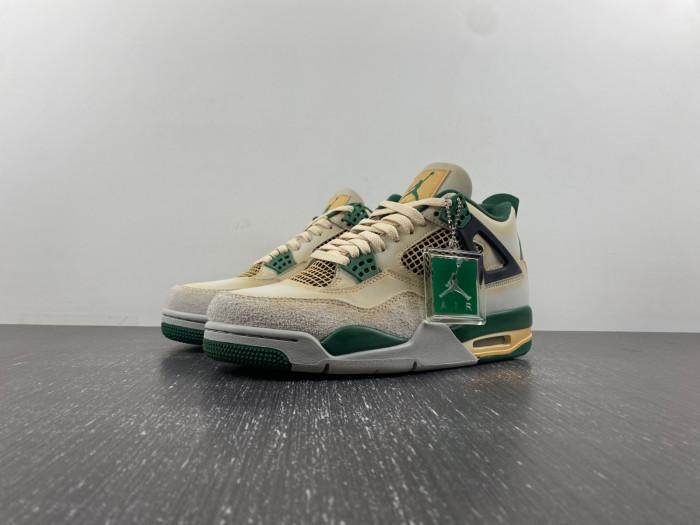 AIR JORDAN 4 RETRO    DC7770-106