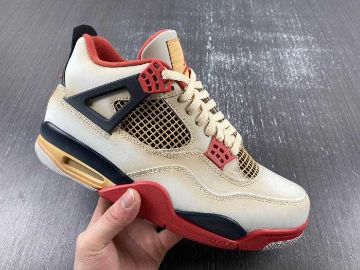 AIR JORDAN 4 RETRO  AQ9129-105