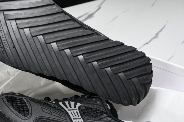 bo*te*ga Ve*ne*ta orbit sneaker