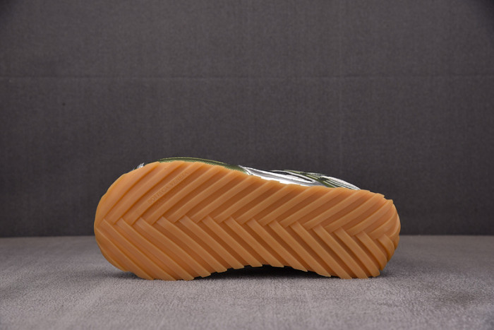 bo*te*ga Ve*ne*ta orbit sneaker