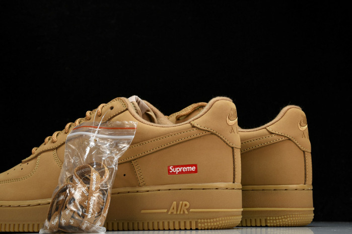 S*p*e x nike air force 1  “flax” dn1555-200