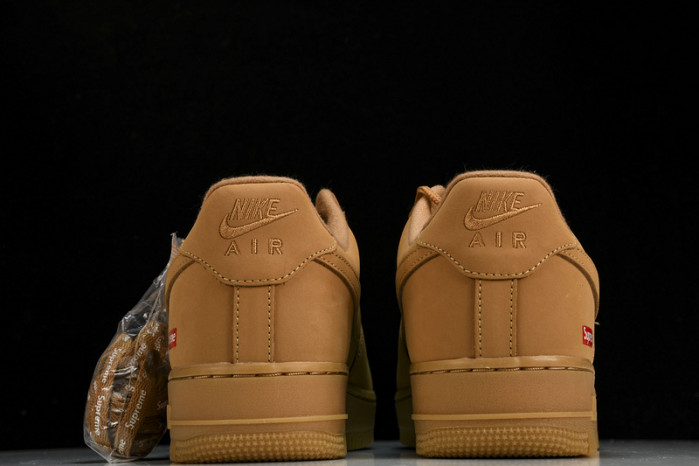 S*p*e x nike air force 1  “flax” dn1555-200