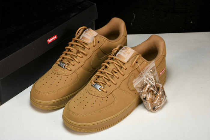 S*p*e x nike air force 1  “flax” dn1555-200