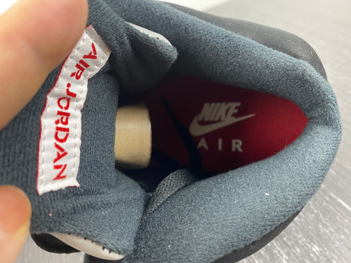 Jordan 5 Retro Black Metallic  845035-003