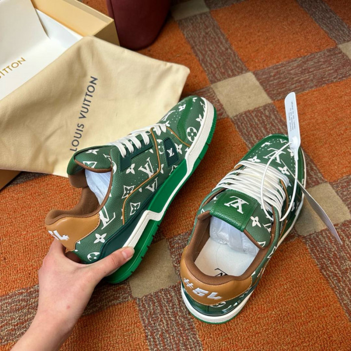 LV SNEAKER LOW FOR-LV230