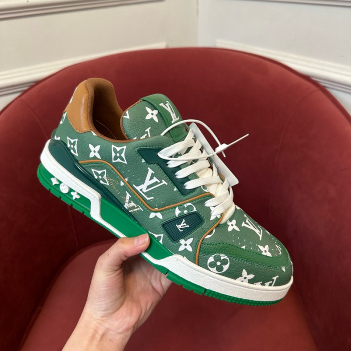 LV SNEAKER LOW FOR-LV230