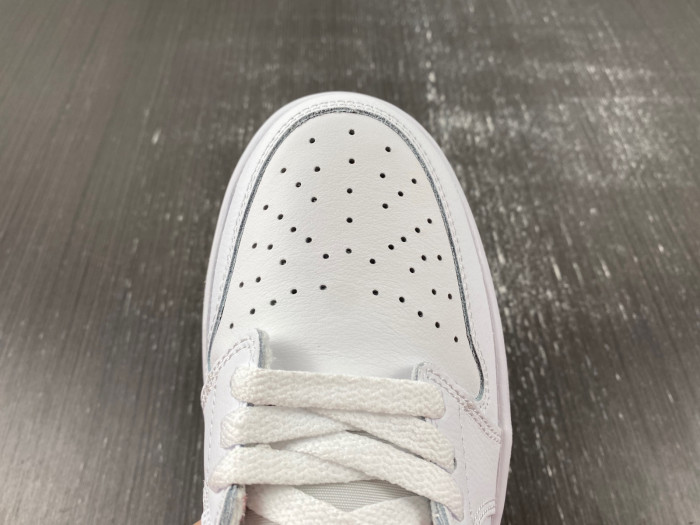 Air Jordan 1 Low OG “University Red” CZ0790-161