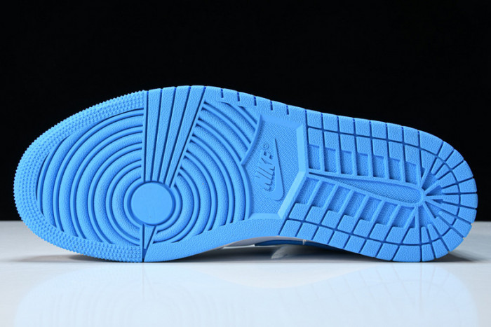 Air  Jordan 1 Mid UNC (W)  BQ6472-114