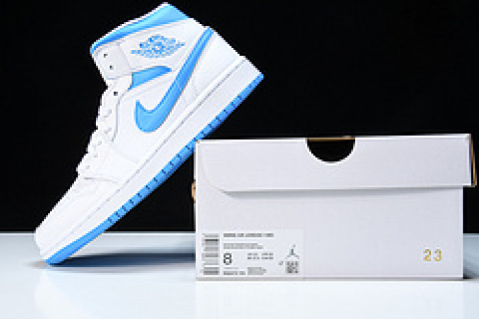 Air  Jordan 1 Mid UNC (W)  BQ6472-114