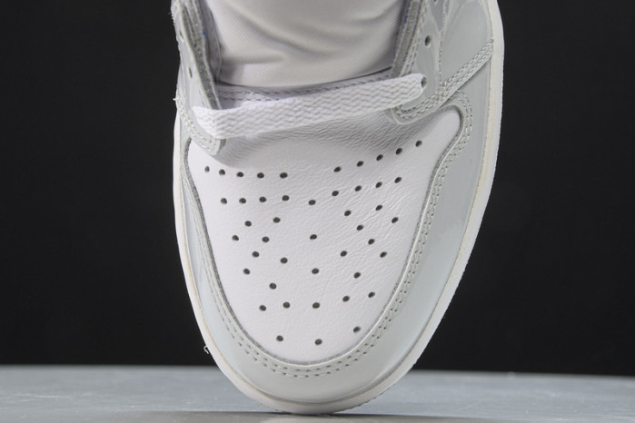 Air Jordan 1 Retro High Zoom White Racer Blue  CK6637-104