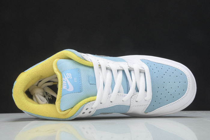 How the FTC x Nike SB Dunk Low DH7687-400