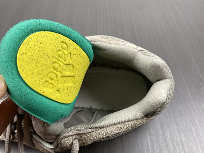 ADIDAS YEEZY 500 TAUPE LIGHT GX3607