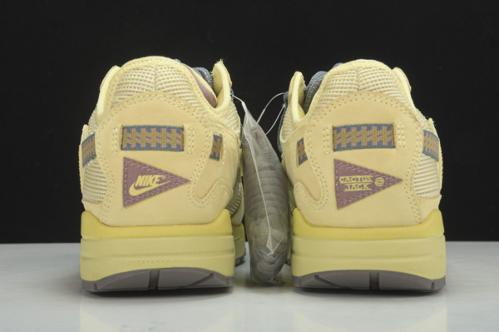 TRAVIS SCOTT NIKE AIR MAX 1 WHEAT DO9392-700