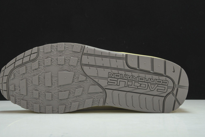 TRAVIS SCOTT NIKE AIR MAX 1 WHEAT DO9392-700