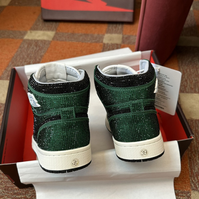 AIR JORDAN 1 RETRO  AJ-13