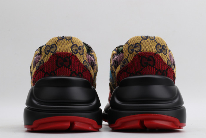 G*u*i rhyton vintage trainer sneaker