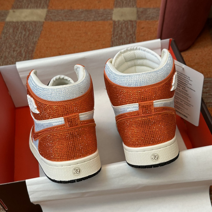 AIR JORDAN 1 RETRO  AJ-17