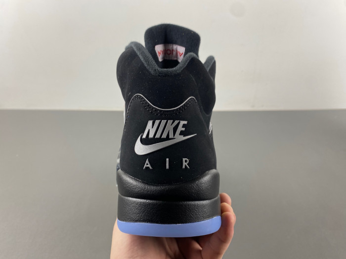 Air Jordan 5 “Black Metallic Reimagined”  HF3975-001