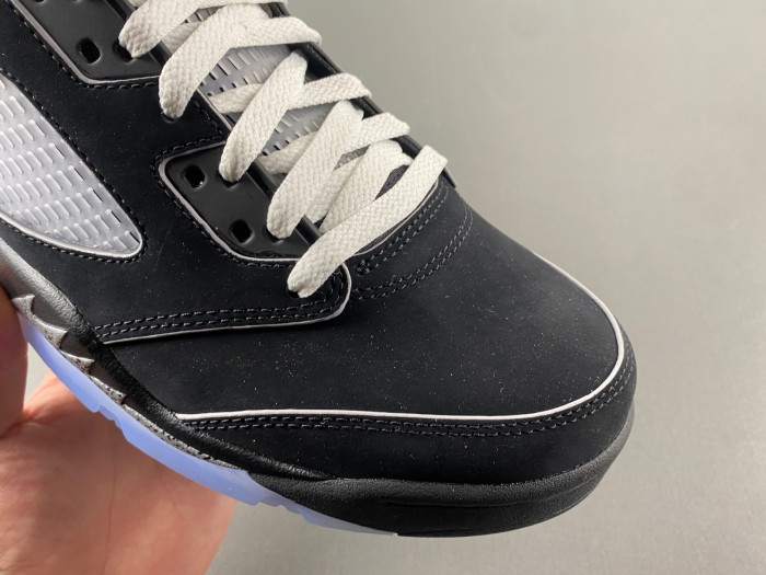 Air Jordan 5 “Black Metallic Reimagined”  HF3975-001