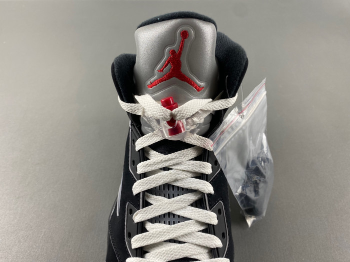 Air Jordan 5 “Black Metallic Reimagined”  HF3975-001