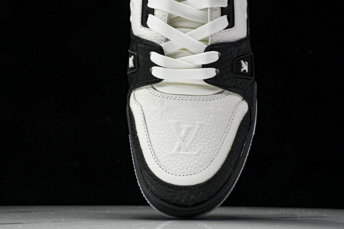 LV SNEAKER LOW FOR-LV205