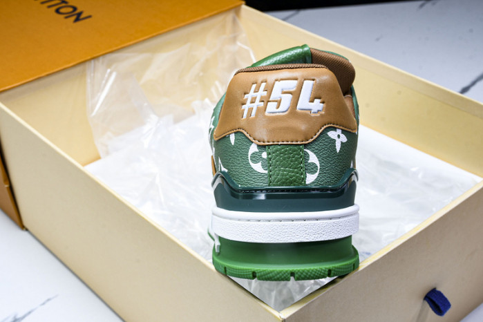 LV SNEAKER LOW FOR-LV230