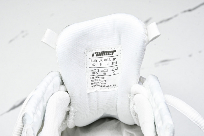 BLCG RUNNER 772774-WRUNG-9010