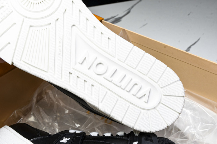 LV SNEAKER LOW FOR-LV212