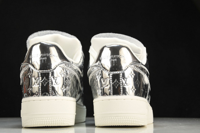 Nike Air Force 1 LV 022304