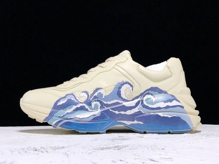 G*u*i trainer sneaker  576052 drw00 9522