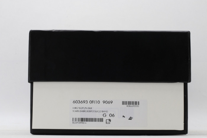 G*u*i ace embroidered low-top sneaker 603693 0fi10 9069