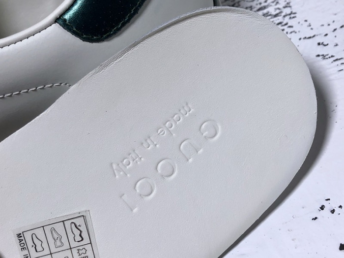 G*u*i ace embroidered low-top sneaker