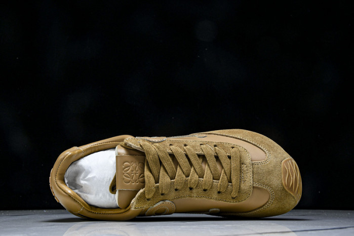 L*0ewe Ballet Runner  LW-FOR16