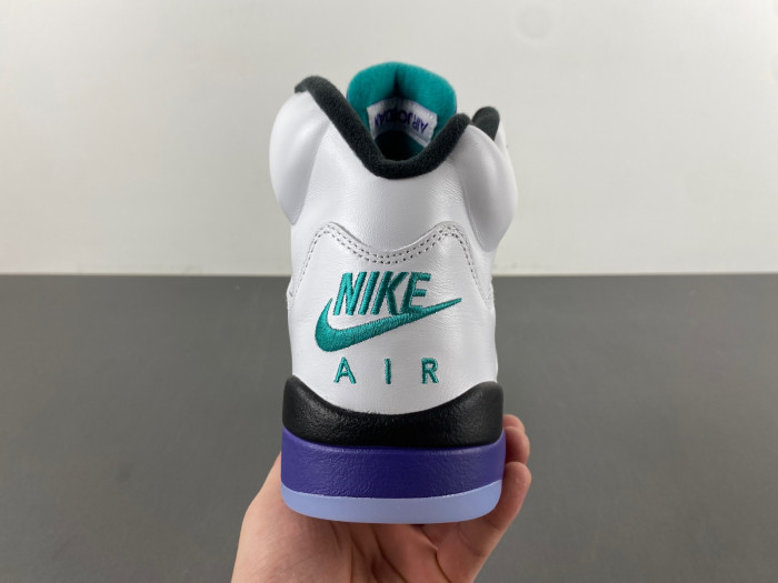Air Jordan 5 HQ7978-100