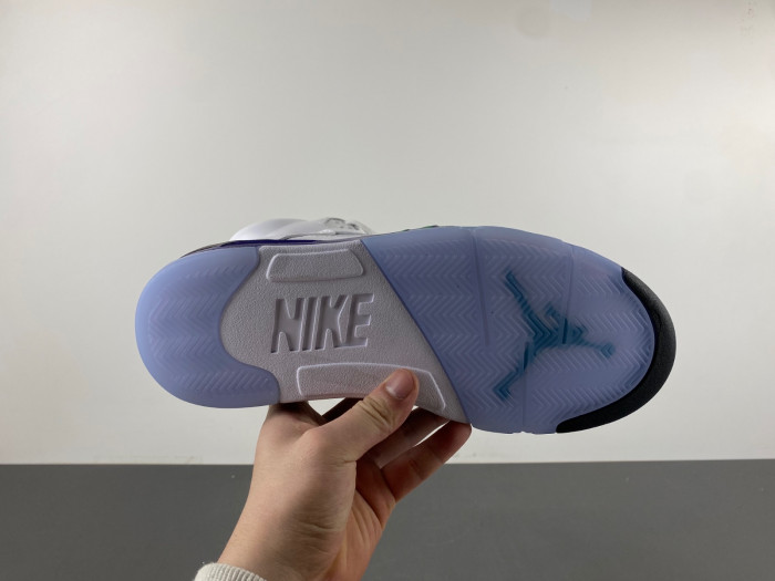 Air Jordan 5 HQ7978-100