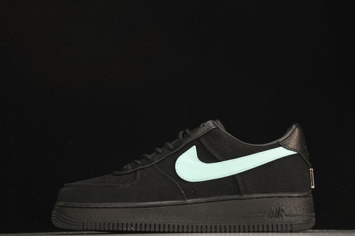 NIKE AIR FORCE 1 LOW x  Tiffany & Co.