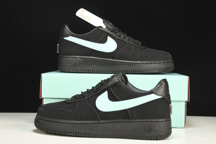NIKE AIR FORCE 1 LOW x  Tiffany & Co.