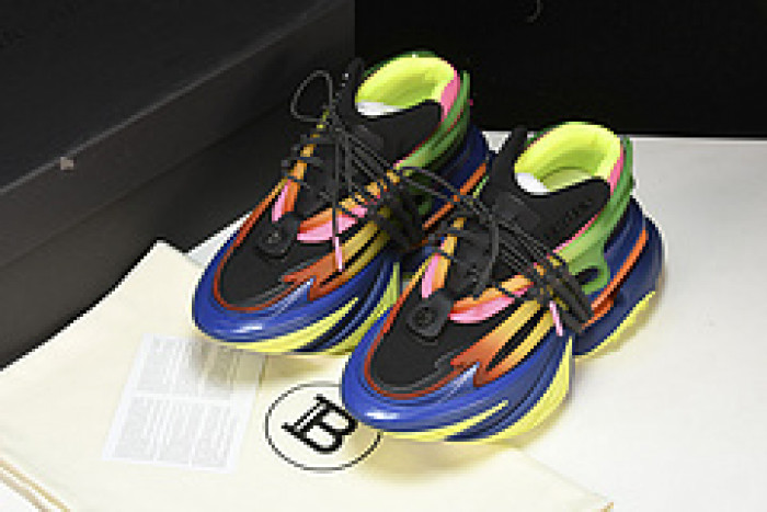 Balmain Sneakers FOR01