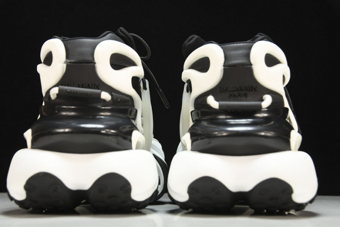 Balmain Sneakers FOR02