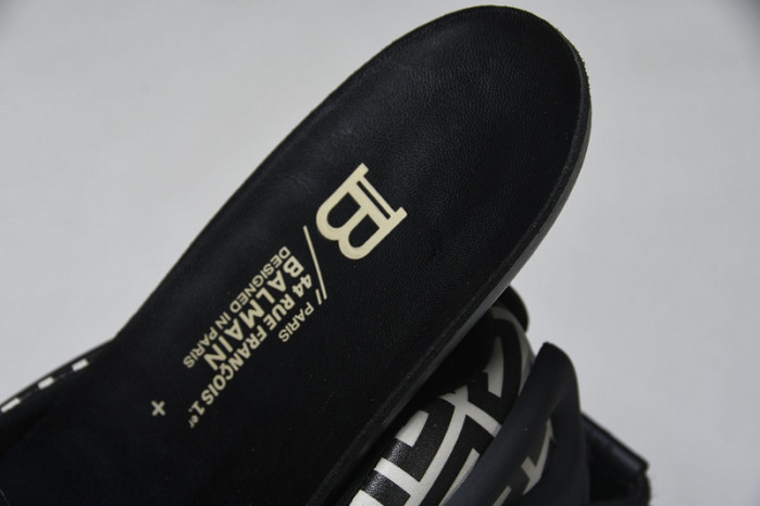 Balmain Sneakers FOR05