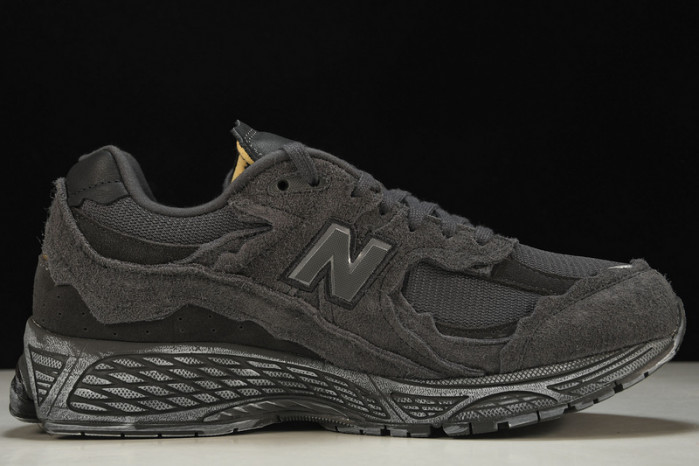 New Balance yeeshoes M2002RDB