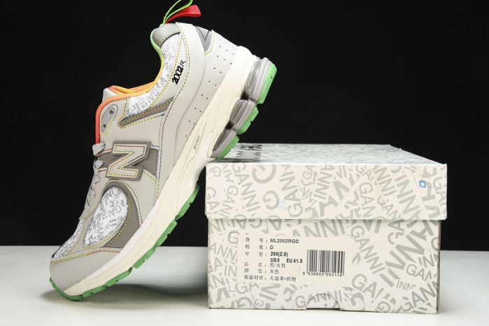 New Balance yeeshoes ML2002RGD