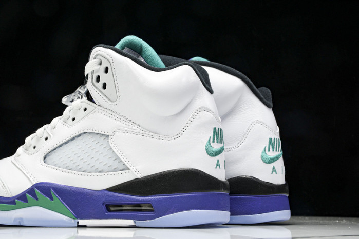 Air Jordan 5 HQ7978-100（2025）