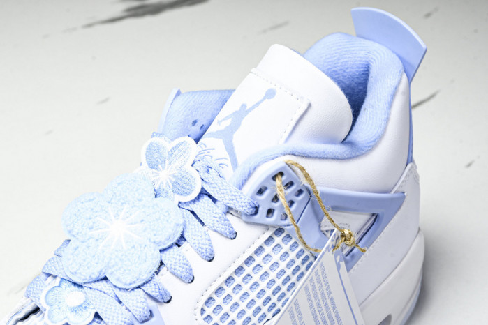 Air Jordan 4 “Forget Me Not” WMNS HV0823-100