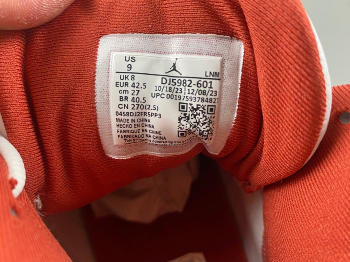 AIR JORDAN 13 “Dune Red” DJ5982-601
