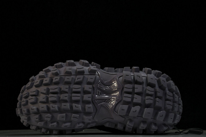 BLCG    Defender Rubber Platform Sneakers  685613 W2RAM5500