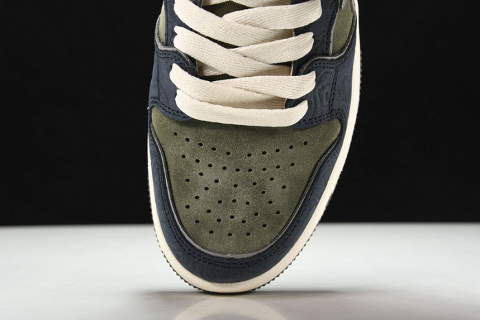 A B*THING APE  YEE-008