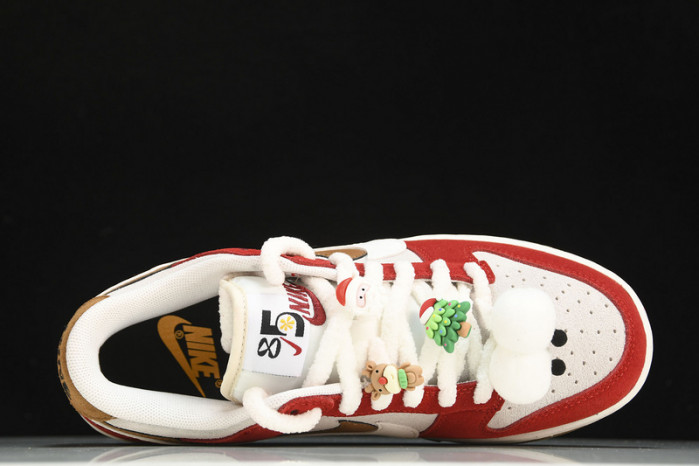 Nike Dunk Low se 85 Merry Christmas DO9457-112